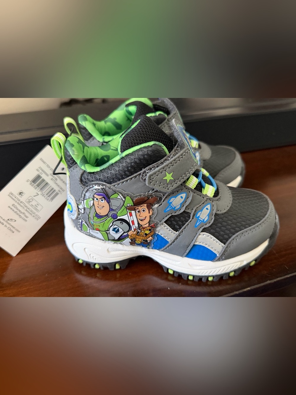 Disney Pixar Toy Story toddler hiker  shoes  Sneaker with Buzz & Woody size 7